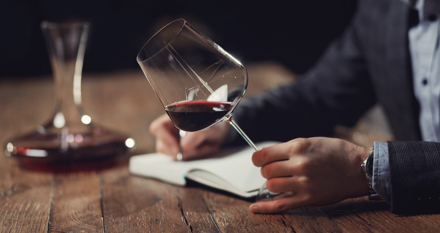 Livre "Les Crus Classés De Saint-Émilion - L'Esprit Des Vins" - Édition Cartonnée - Bon état